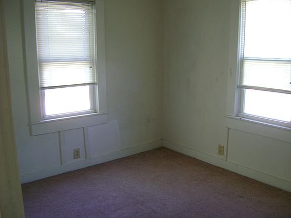 5th image of 2310 Fisher St