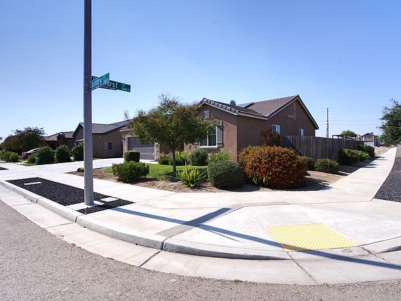 2nd image of 1034 E Country Court
