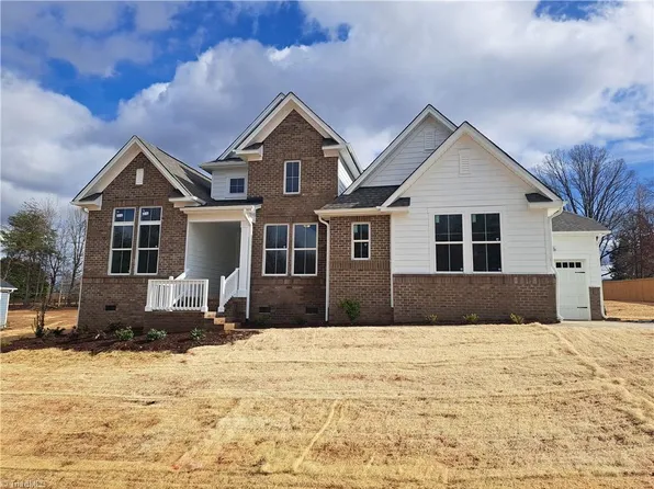 6707 Honeycutt Reserve Dr, Oak Ridge, NC 27310