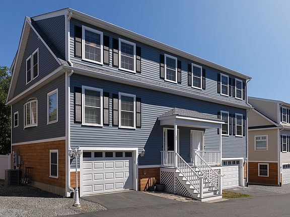 2nd image of 11 Elbridge Ln #11
