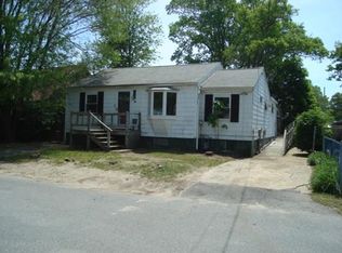 10 Greenwood Ave, Wareham, MA 02571