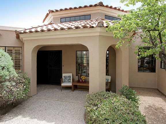 2nd image of 3410 N Country Club Vista Pl