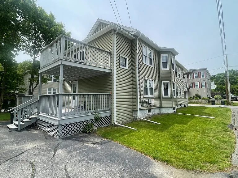 39 Brook St #2 — Photo 4