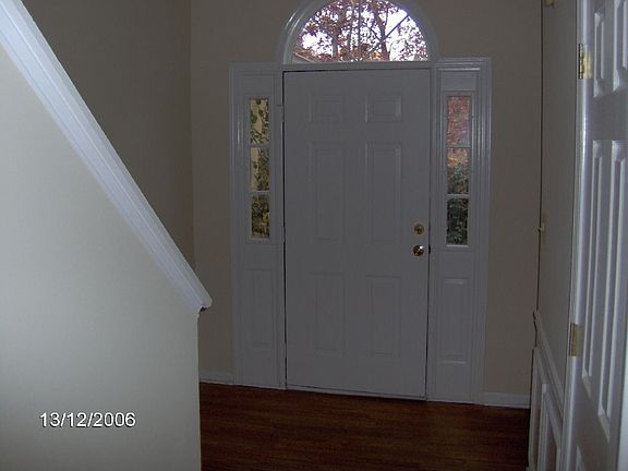 2nd image of 905 Twin Brook Ct