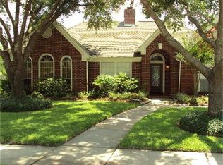 4930 Canterbury Ln, Sugar Land, TX 77479