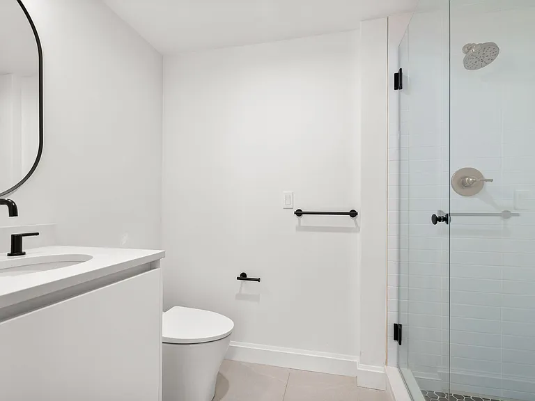 1618 Beacon St #3 — Photo 14