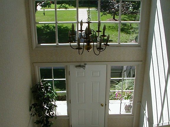 4th image of 746 E Fox Hills Dr #1