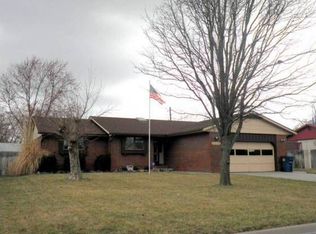 3315 Numeg Ln, Hutchinson, KS 67502