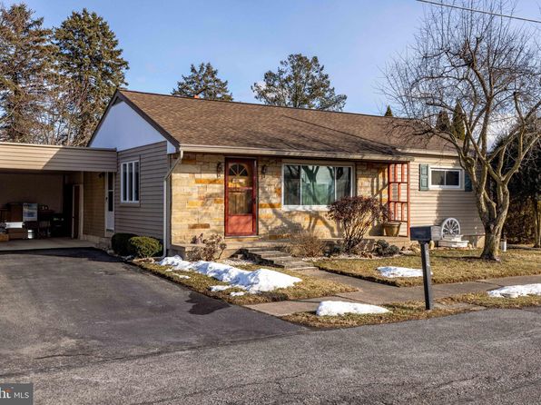 202 Sunset Dr, Selinsgrove, PA 17870