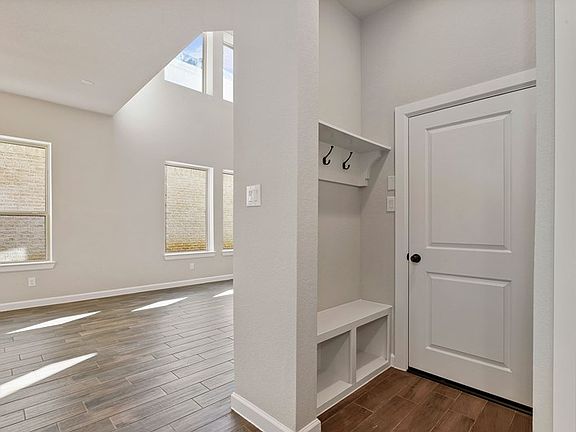 The Gunderson - Mudroom