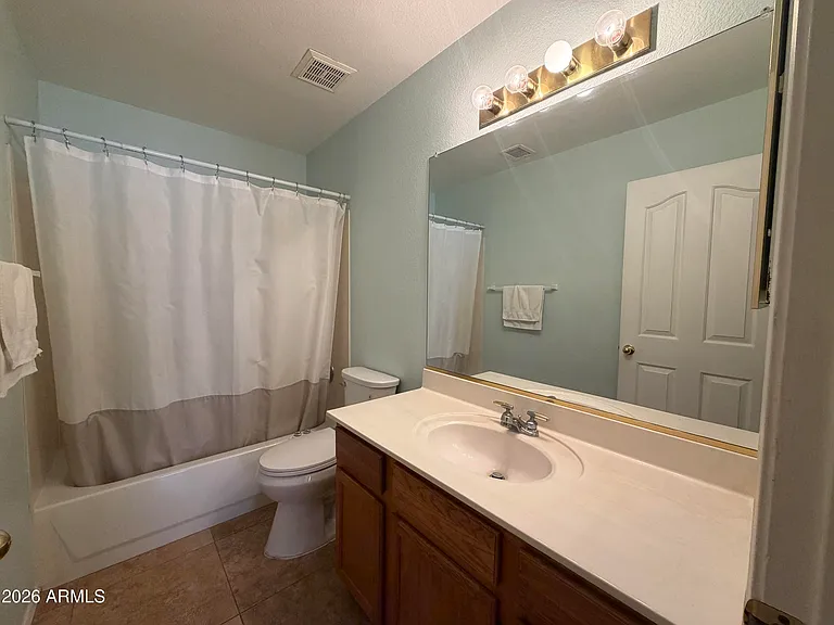 1289 W Maria Ln — Photo 20