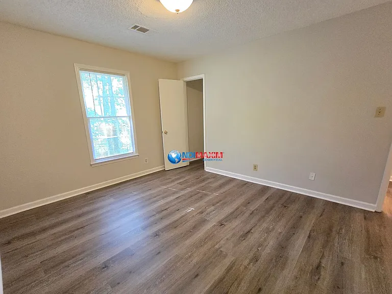 493 Stone Mountain St #11 — Photo 10