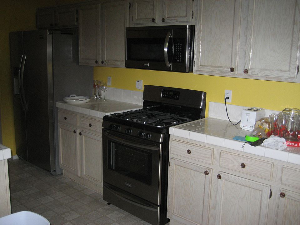 2nd image of 5216 Red Vine St