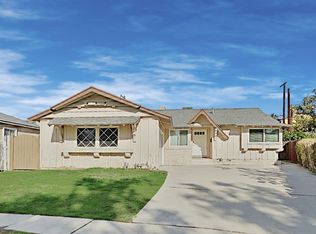 16745 Archwood St, Van Nuys, CA 91406