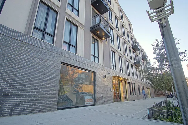 Rented by EXR | media 59