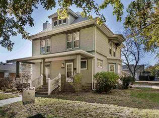 1521 6th St, Clay Center, KS 67432