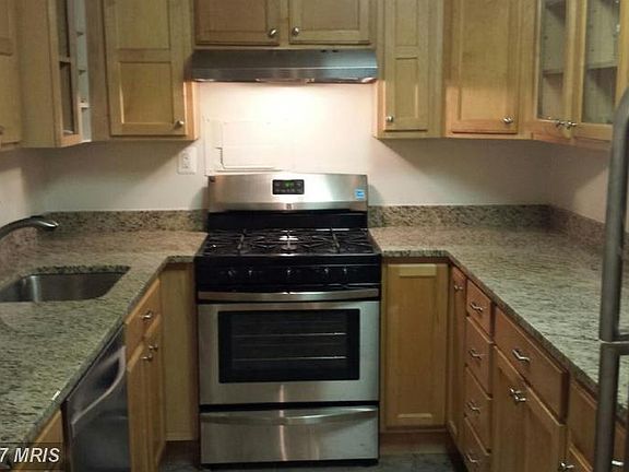 4th image of 4600 S 4 Mile Run Dr APT 117