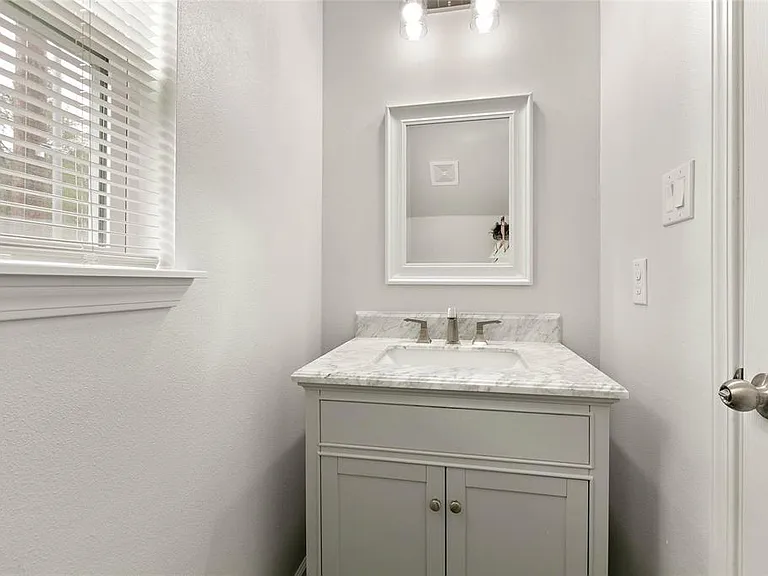 28402 Champion Oaks Dr #2 — Photo 6