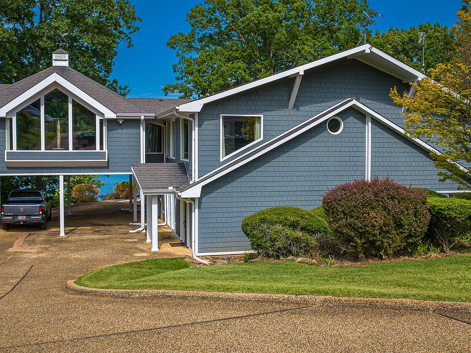 268 Lakeshore Dr S, Muscle Shoals, AL 35661 MLS 511680 Zillow