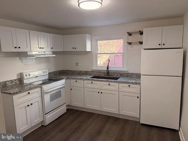 2 bed, 1.0 bath, 888 sqft, $1,500 — Photo 3