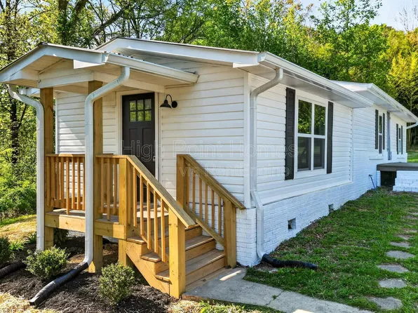 155 Bradford Ln, Chickamauga, GA 30707