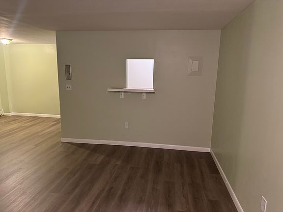 2nd image of 40 Owen St #Bb