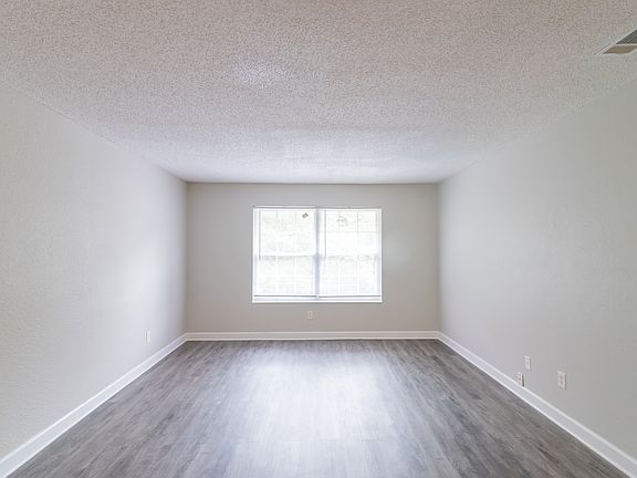 4th image of 2340 Wanda Ct #17331244