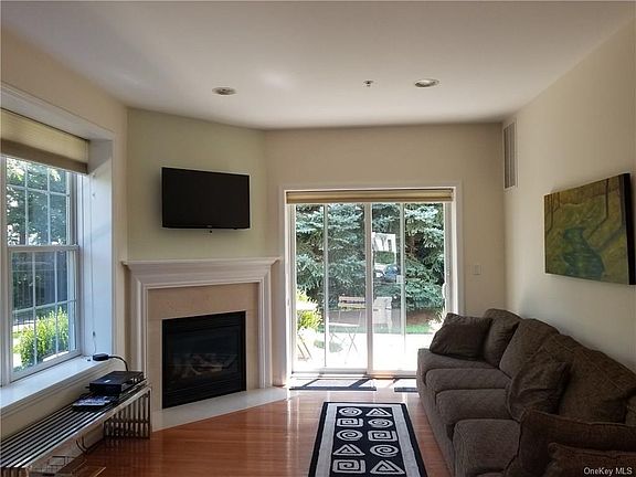4th image of 1207 Half Moon Bay Dr