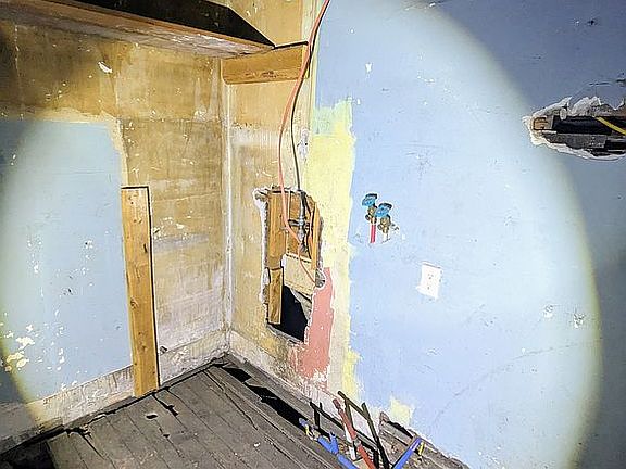 4th image of 907 S Macedonia Ave