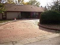 2nd image of 525 Meadow Oaks Ct