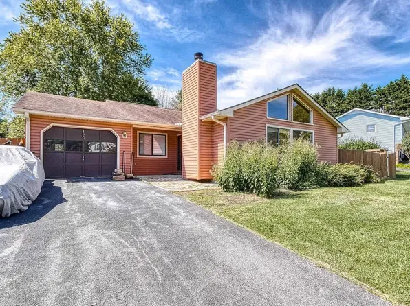 150 Wooden Shoe Ct N, Christiansburg, VA 24073