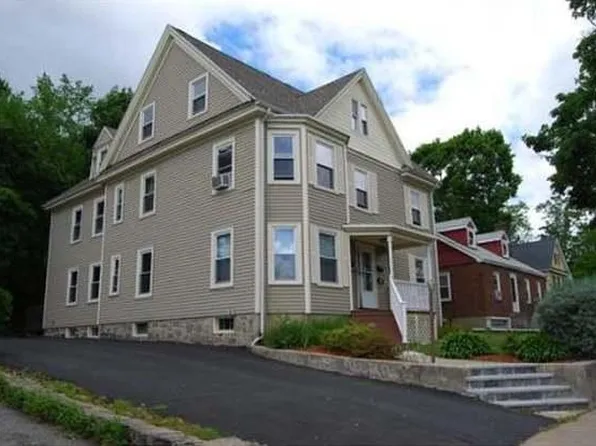 919 Watertown St #3, Newton, MA 02465