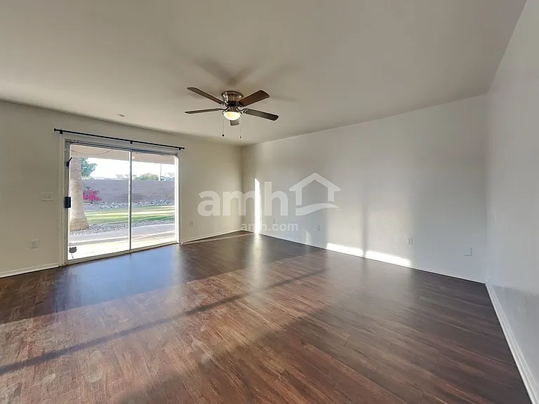 10508 E Olla Ave — Photo 5