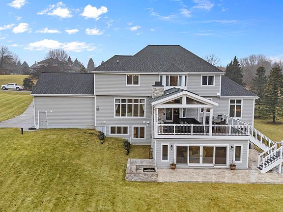 5th image of 7849 Summerfield Dr