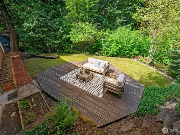 10801 12th Avenue NE, Seattle, WA 98125