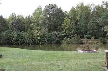 2nd image of 405 Breeze Hill Cres