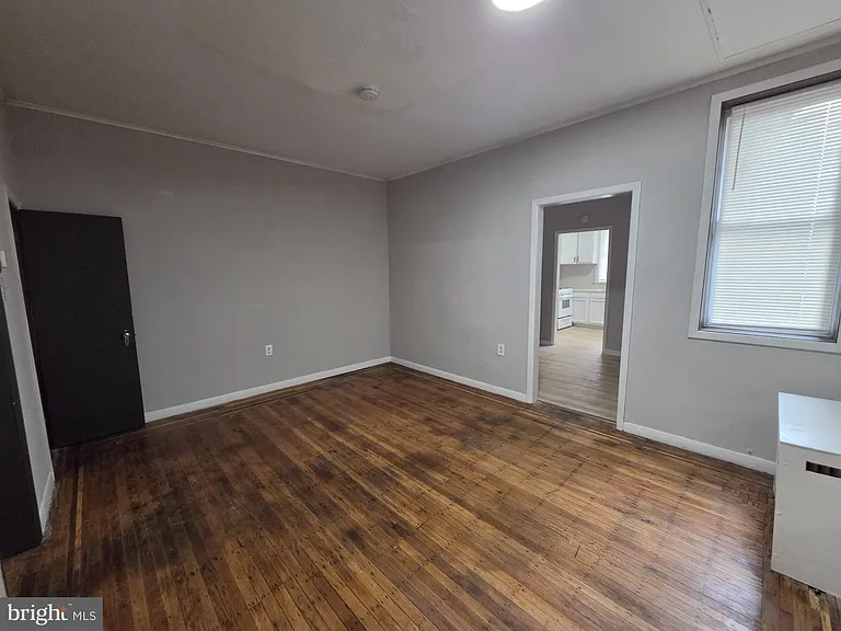 633 E Allegheny Ave — Photo 9