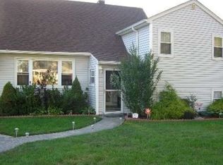 1432 Ackerson Blvd, Bay Shore, NY 11706