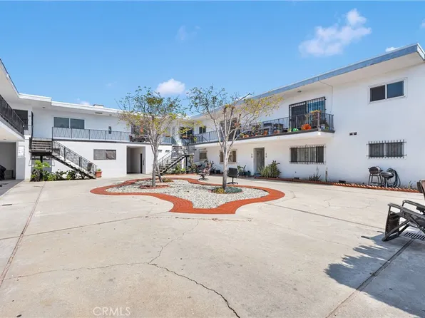 221 W Buckthorn St APT 3, Inglewood, CA 90301