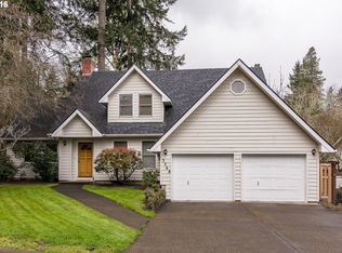 3368 Storey Blvd, Eugene, OR 97405