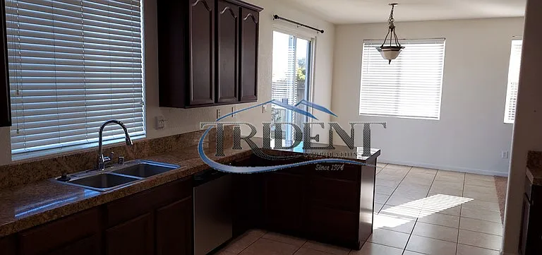 1941 Branding Iron Way — Photo 9