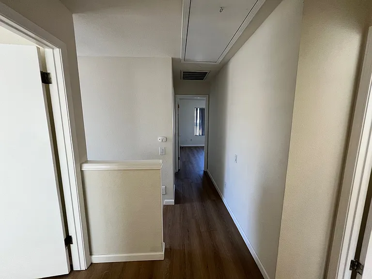 339 Torrington Dr #1 — Photo 11