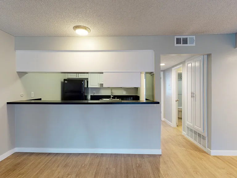 Pine Lake Apartments — Photo 18
