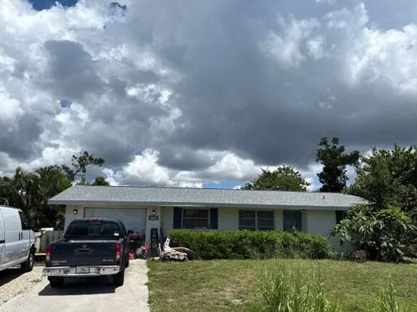 1180 Euclid Rd, Venice, FL 34293