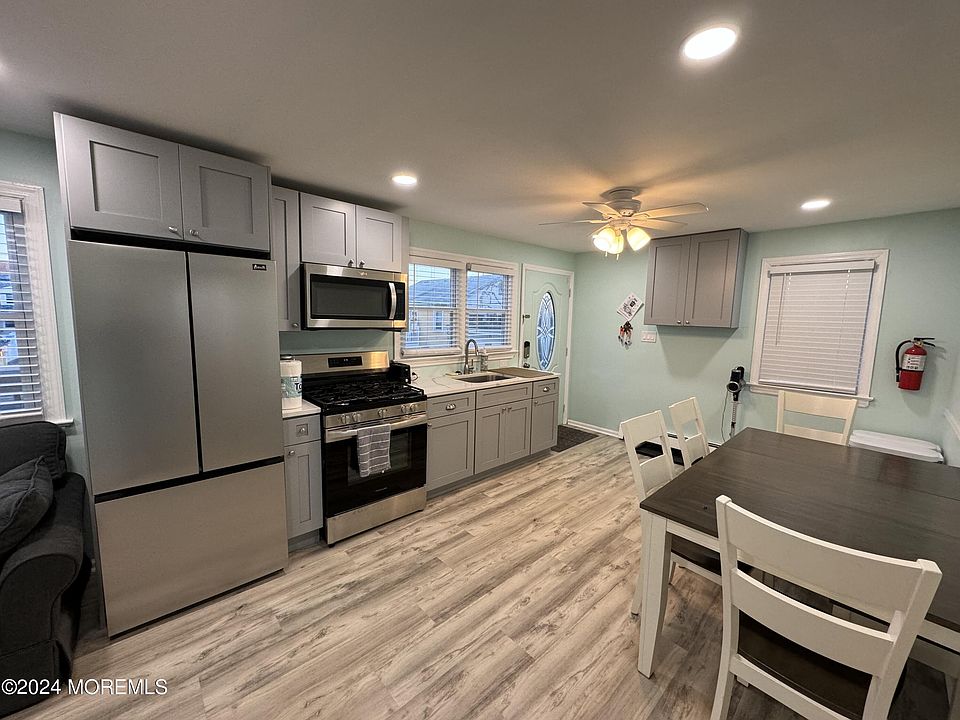1st image of 115 Dupont Ave Unit 2