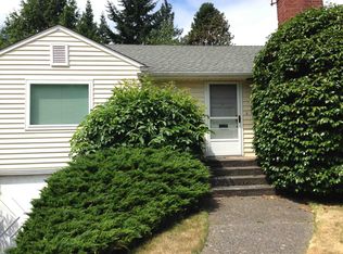 8025 37th Ave NE, Seattle, WA 98115
