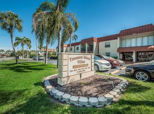10365 Paradise Blvd APT 8, Treasure Island, FL 33706