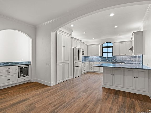 5th image of 100 W EL PRADO DR #308