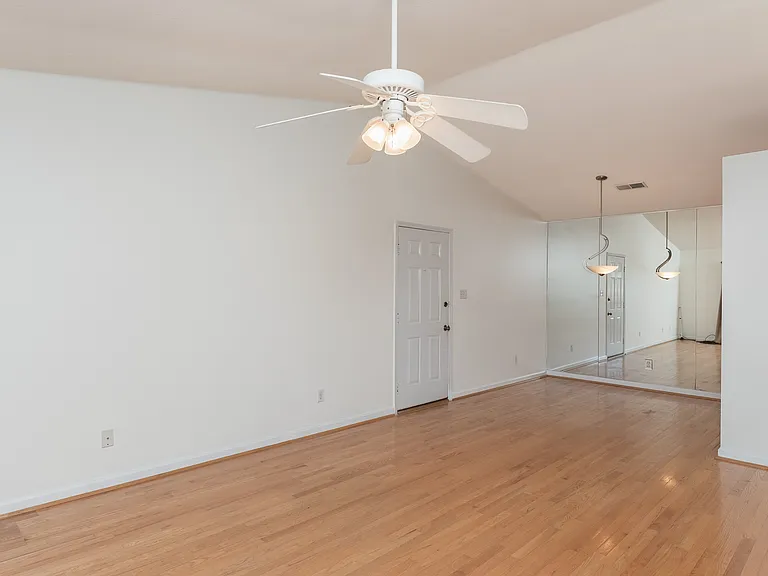 2300 W Michigan Ave #16 — Photo 6