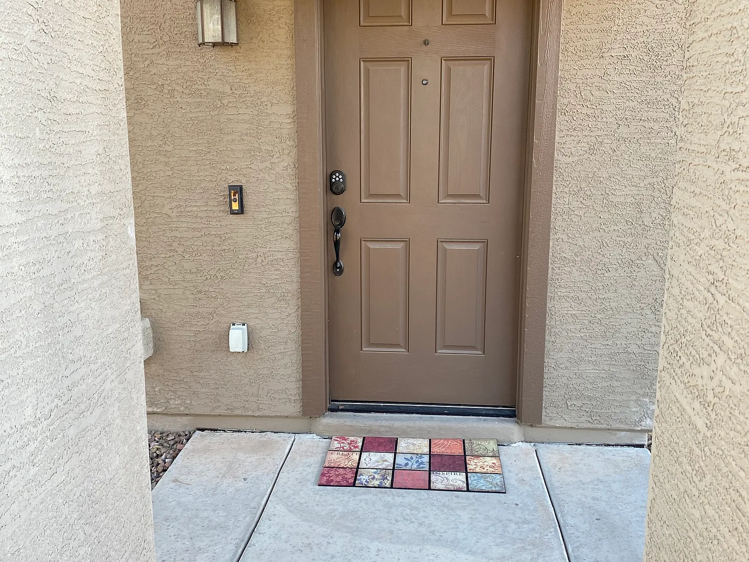 4 bed, 2.5 bath, 2256 sqft, $2,500 — Photo 3